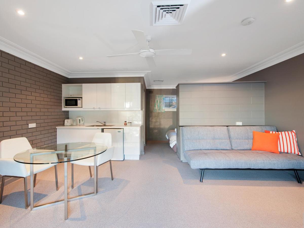 Dutchies Motel Nelson Bay & Dutchmans Beach Apartments Zewnętrze zdjęcie